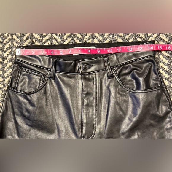 ABERCROMBIE & FITCH Vegan Leather Ultra High Rise Curve Love Ankle Pant in Black - Picture 6 of 9